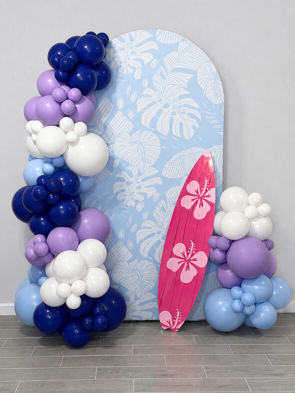 Custom party centerpiece and balloon details